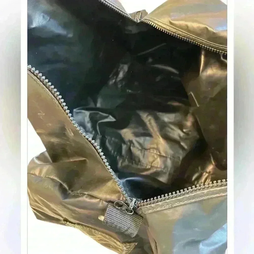 XL DUFFLE BAG - Picture 5 of 12